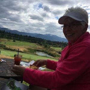 Meet your Posher, Donna